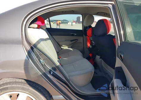 2010 Honda Civic Lx z USA, uszkodzony, nr VIN 2HGFA1F53AH570122